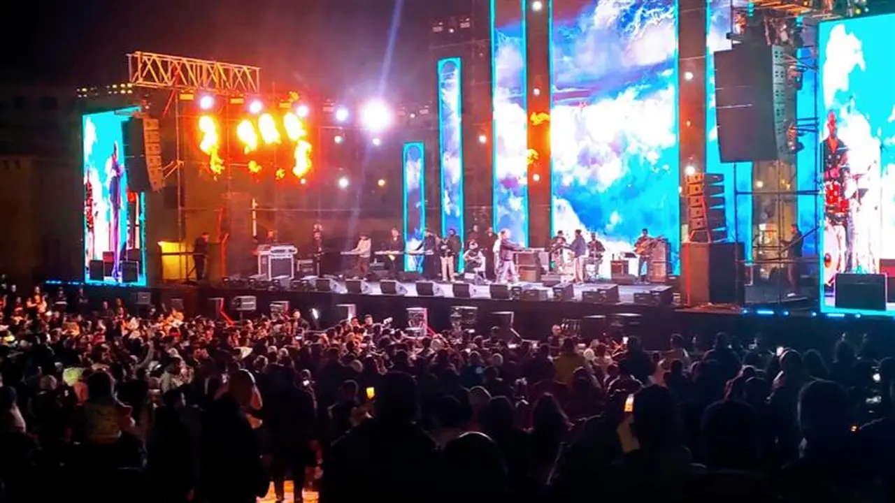 كل ما تود معرفته عن حفل فرقة الموسيقى العربية.. سهرة سعيدة بأقل تكلفة